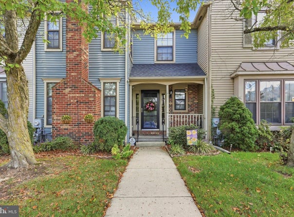 11 CHABLIS Court, MARLTON, NJ 08053