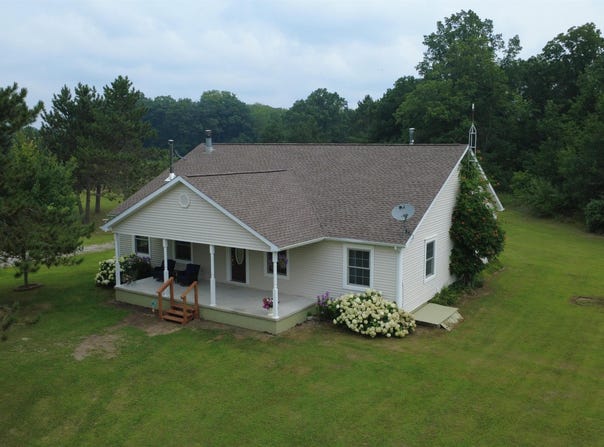 3158 W Clear Lake Road, West Branch, MI 48661