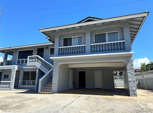 4509 Luaole Street, Honolulu, HI 96818