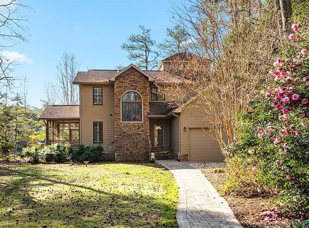 341 Pine Reach Drive, Kilmarnock, VA 22482