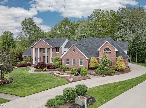 3283 Truxton Place, Avon, OH 44011
