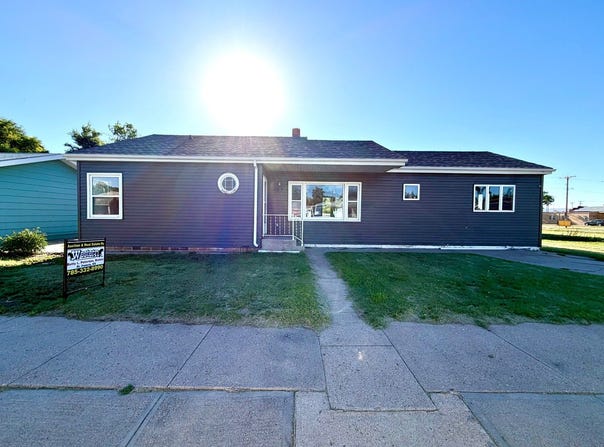 407 Bonner, Stratton, NE 69043