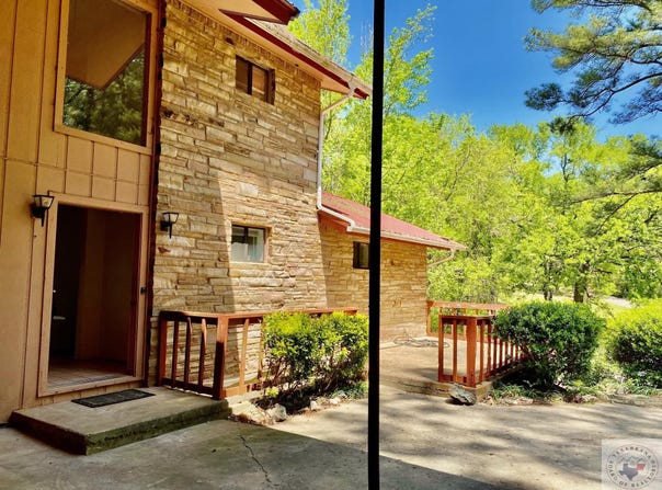 224 Southlake Rd, Saratoga, AR 71859