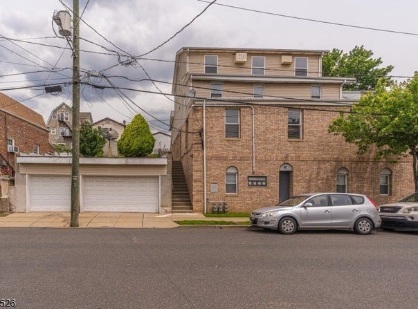 195 Boston Ave, Hillside Twp., NJ 07205-2654