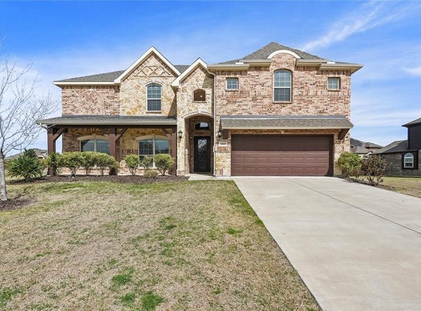 1515 Spring Hill Drive, Cedar Hill, TX 75104