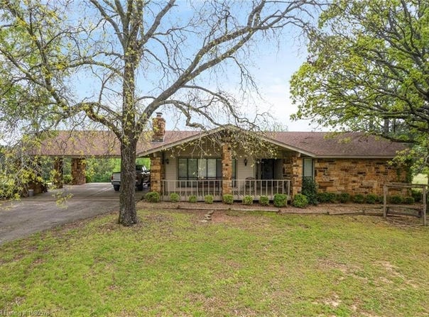 415 Bronzewood  LN, Van Buren, AR 72956