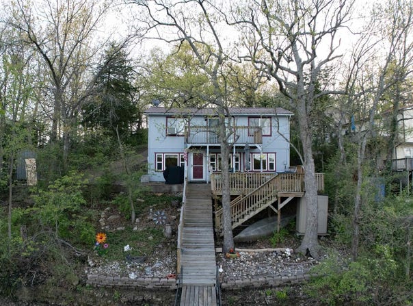 31560 Branch, Warsaw, MO 65355