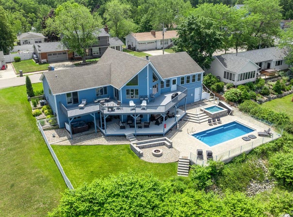 1406 Shore Drive, New Buffalo, MI 49117