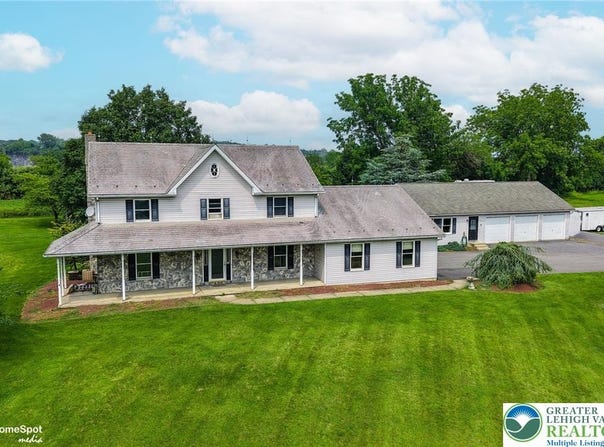 829 Georgetown Road, Lower Nazareth Twp, PA 18064