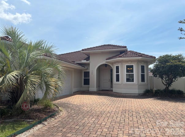 308 Glenridge Drive, Little River, SC 29566