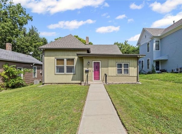 312 Vine Street, Leavenworth, KS 66048