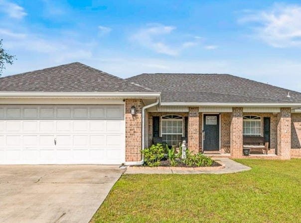 4481 Hampton Bay Blvd, Milton, FL 32583