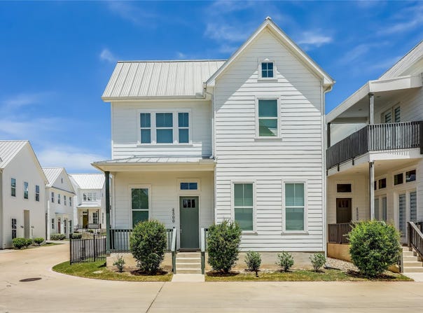4500 Grassland DR, Austin, TX 78723