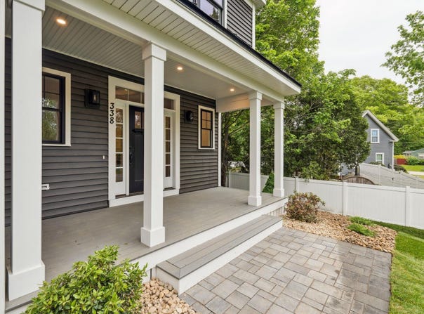 338 High Street, Hampton, NH 03842