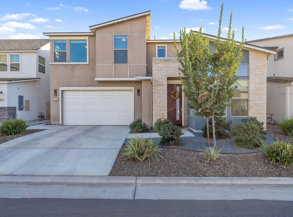 3345 W Florence Avenue, Visalia, CA 93277