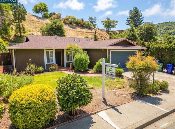 2983 Simas Ave, Pinole, CA 94564