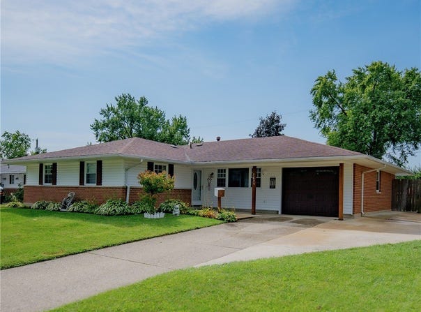 7834 Harshmanville Road, Huber Heights, OH 45424
