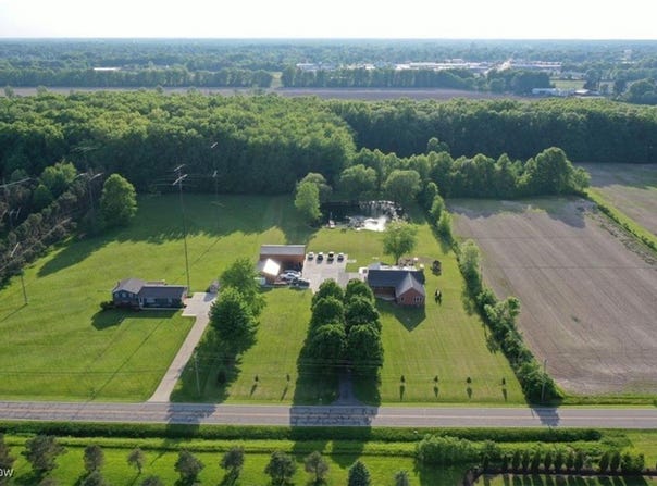 9180 Bender Road, North Ridgeville, OH 44039