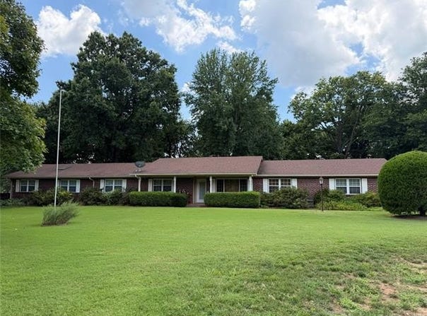 3201 E Harris Road, Muskogee, OK 74403