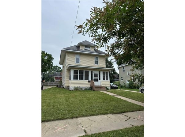 926 2nd Street NW, Rochester, MN 55901