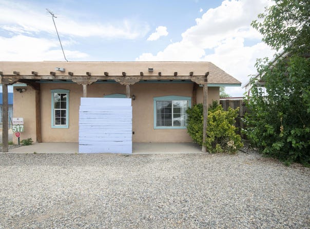 517 E Reinken Avenue, Belen, NM 87002