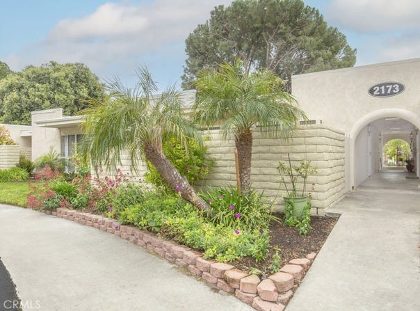2173 Via Mariposa East, Laguna Woods, CA 92637