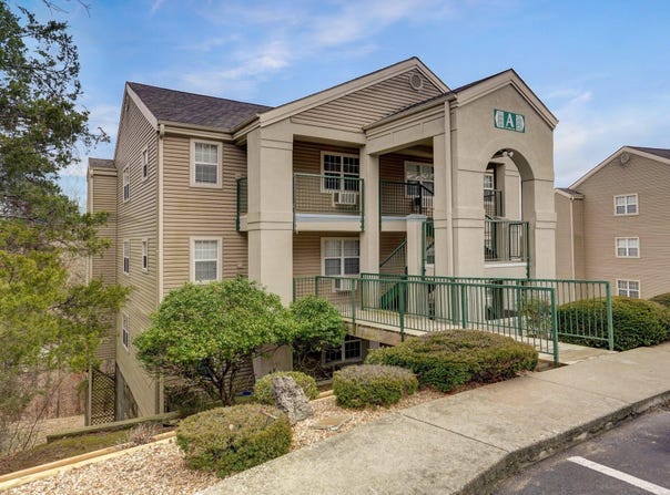 505 Valley View Road, Branson, MO 65616