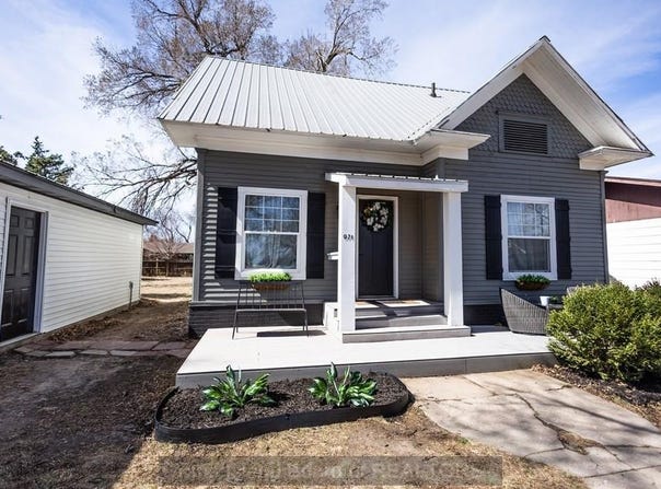 971 11th Street, Henderson, NE 68371