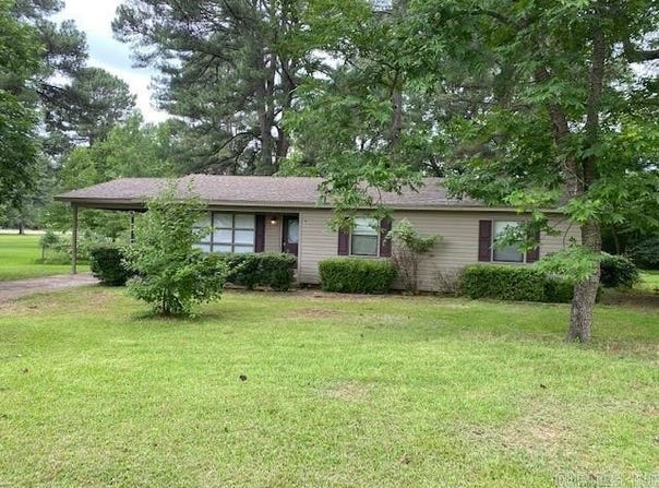 1112 Hilltop Drive, Hope, AR 71801