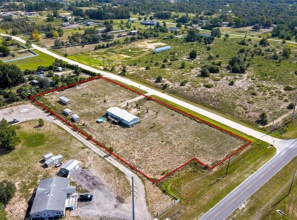 11089 FULMAR ROAD, WEEKI WACHEE, FL 34614