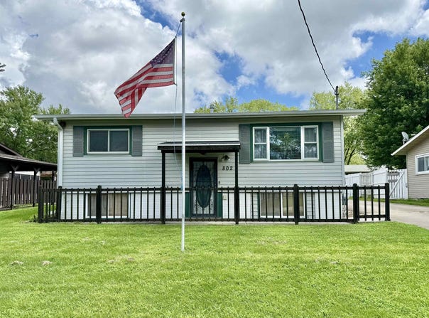 802 Grant Street, Beacon, IA 52534