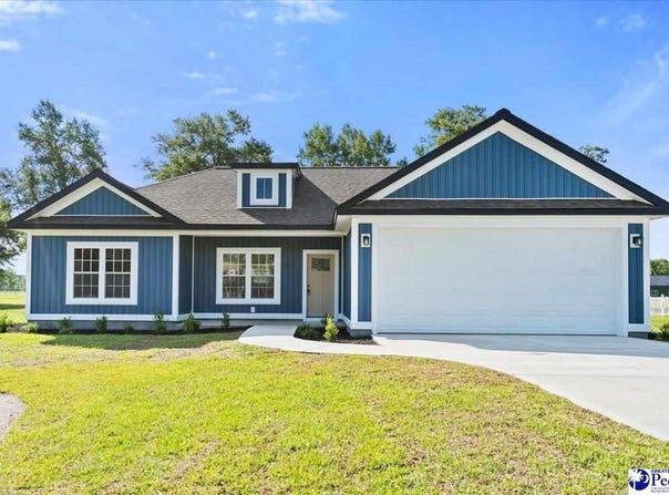 528 Camp Rd., Dillon, SC 29565