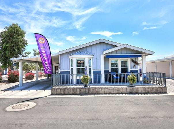 2206 S Ellsworth Road, Mesa, AZ 85209