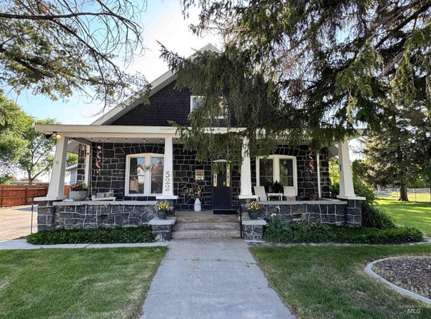522 North Apple Street, Shoshone, ID 83352