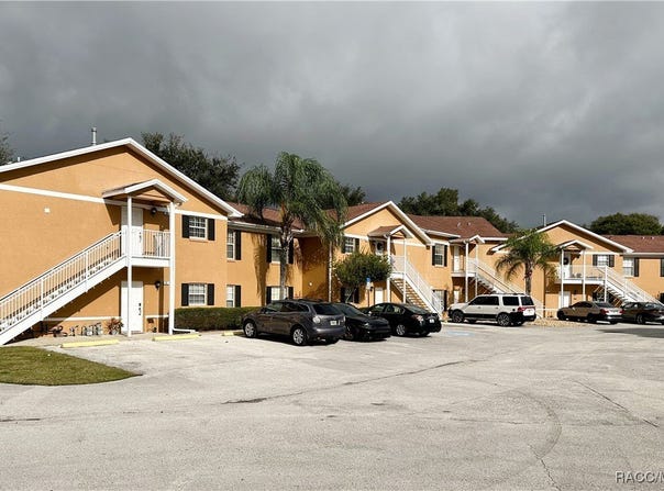 4450 E windmill Drive unit: 106, 107, 206, 207, Inverness, FL 34453