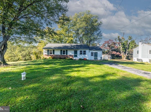 115 HIGHLAND DR, COATESVILLE, PA 19320