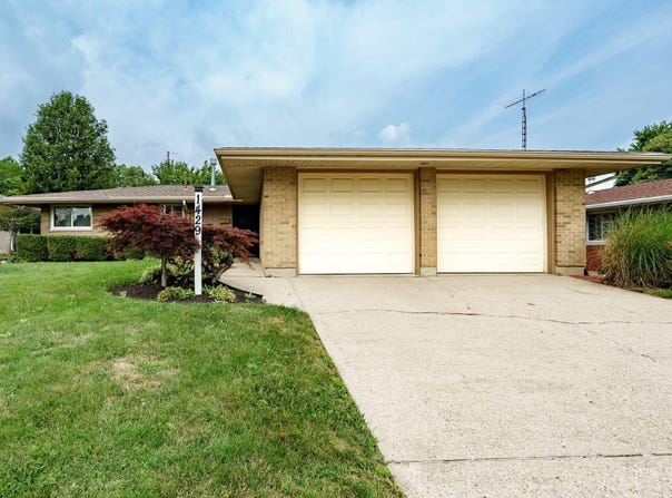 1429 Mapleridge Drive, Fairborn, OH 45324
