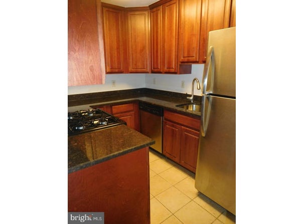 4390 LORCOM LANE, ARLINGTON, VA 22207