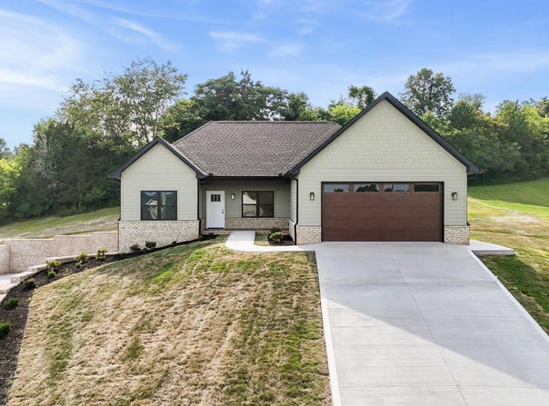 189 ADLEY Street, Morristown, TN 37813