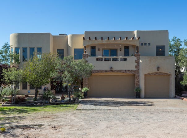 1261 Monterrey Road NE, Rio Rancho, NM 87144
