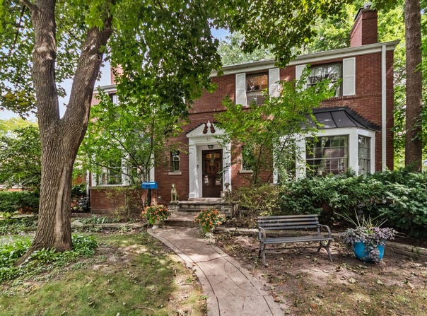 415 Ashland Avenue, Evanston, IL 60202