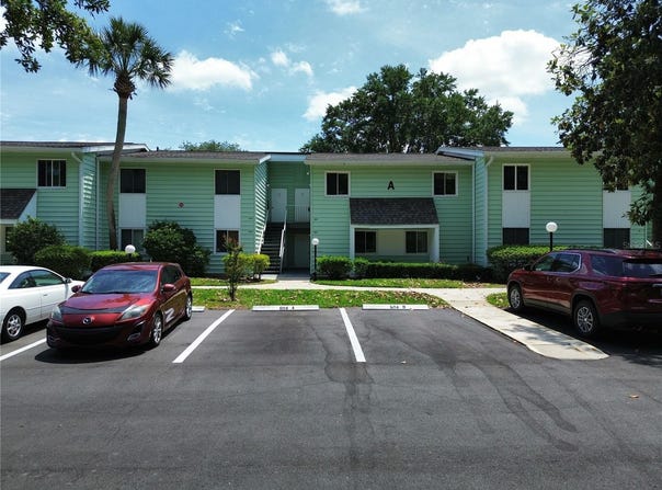 606 MIDWAY Drive, OCALA, FL 34472