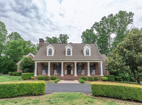 192 Lakeshore Drive, Albany, KY 42602