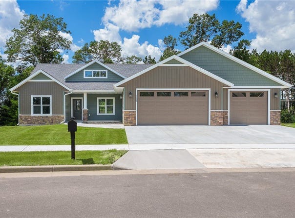 1138 Craven Court, Eau Claire, WI 54703