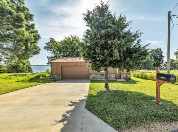 31922 Grand View Drive, Afton, OK 74331