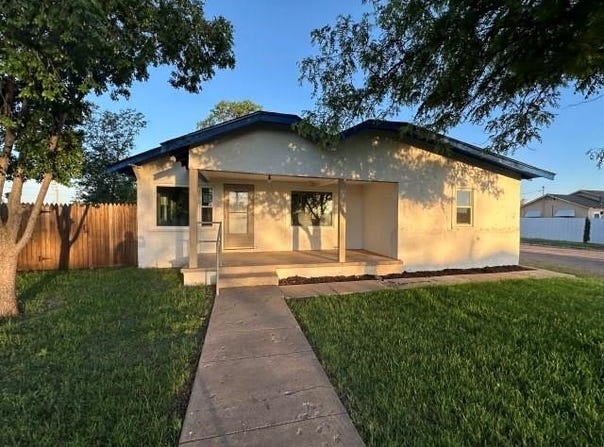 313 Avenue F, Hereford, TX 79045