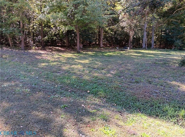 Cove Road, Hayes, VA 23003