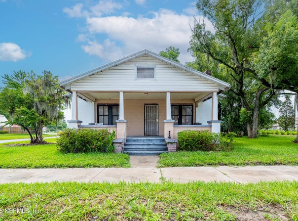 237 S THOMPSON Street, Starke, FL 32091