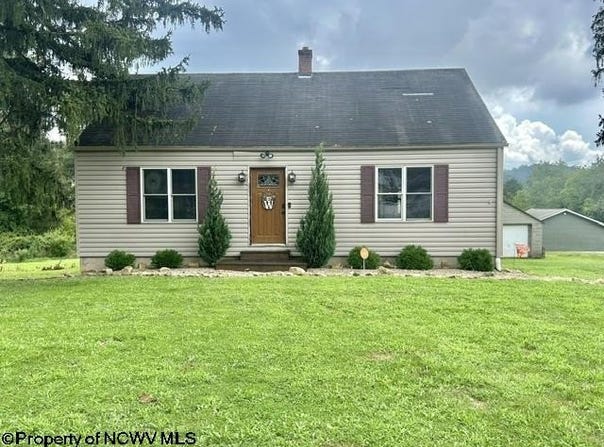 339 Chesapeake Road, Fairmont, WV 26554