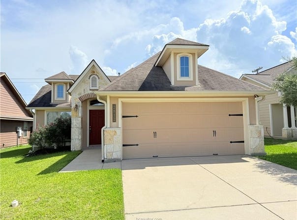 2812 Silver Oak Drive, College Station, TX 77845